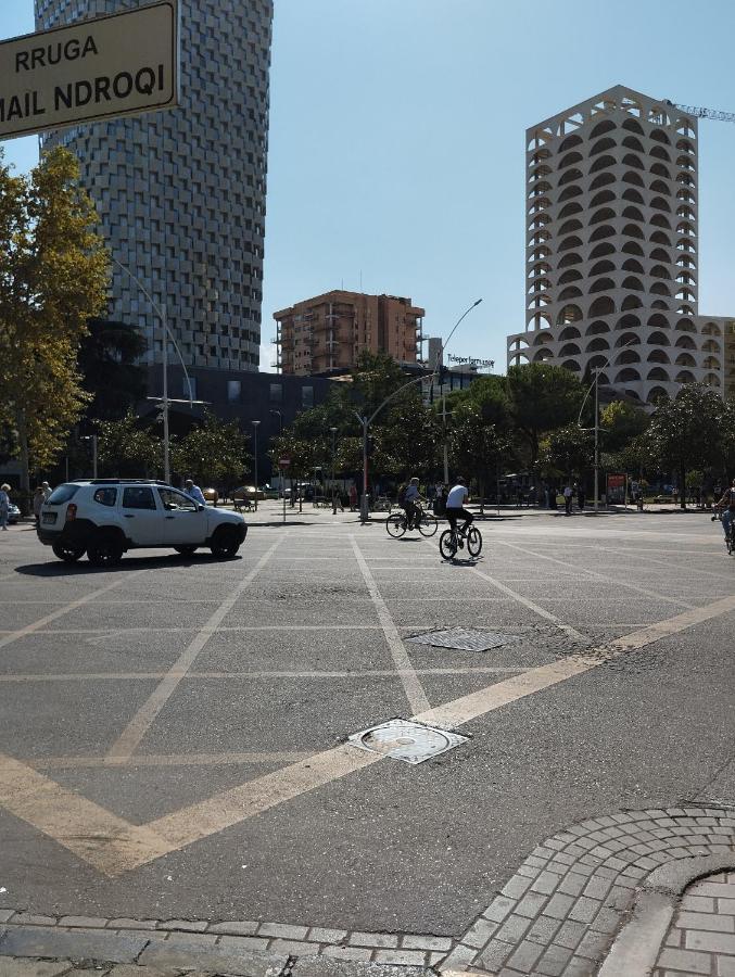 Bea City Center Apartment Tirana Exterior photo